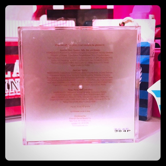 💕PINK VS “Show Me Off” Mini Lip Gloss Mixer NIB💕 - Picture 3 of 3